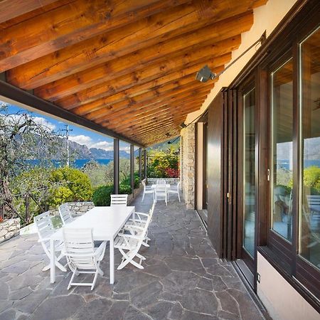 Villa Dismero-Un Oasi Di Lusso E Privacy Brenzone sul Garda Luaran gambar